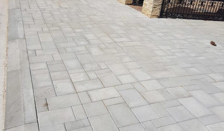 Parkovisko zo zámkovej dlažby